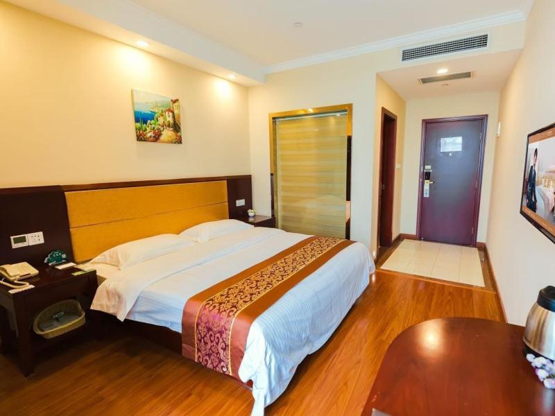 Greentree Inn Shanghai Jiading The South Of F1 Circuit Fangtai Hardware Market Express Hotel Экстерьер фото